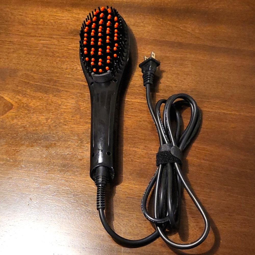 Hair straightening Brush